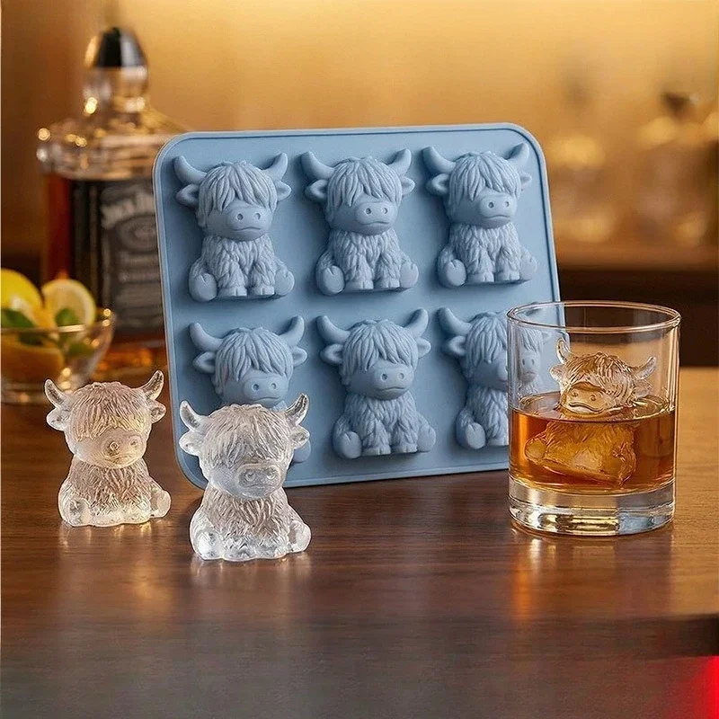 Baby Food Maker - Silicone Highland Cow Ice Cube Mold