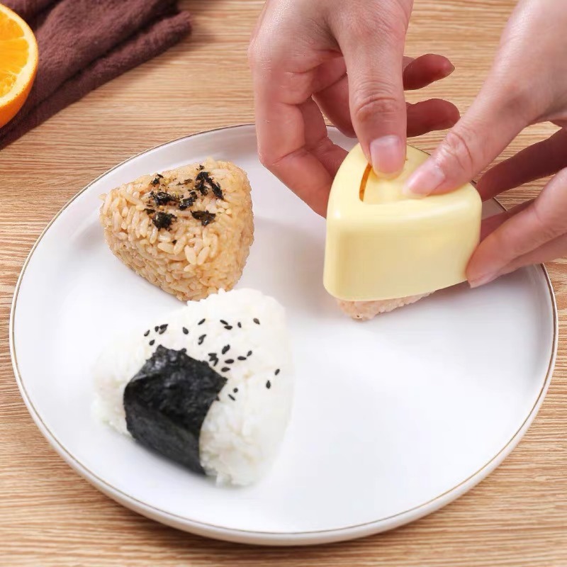 1/2Pcs Triangular Plastic Sush - Baby Food Japanese review and price